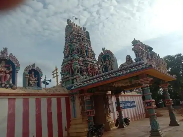 Arulmigu Valmalenadanthamman Temple, Kalaiyarkovil - 630551 Arulmigu Valmalenadanthamman Temple, Kalaiyarkovil - 630551, Sivagangai - Ancient Temple Architecture and History Image 3