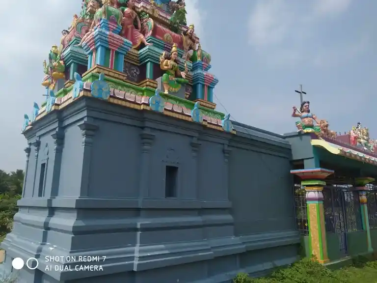 Arulmigu Valuthanayakiamman Temple, Kavanakottai - 623538 அருள்மிகு. வழுதநாயகியம்மன் திருக்கோயில், Kavanakottai - 623538, Ramanathapuram - Ancient Temple Architecture and History Image 3