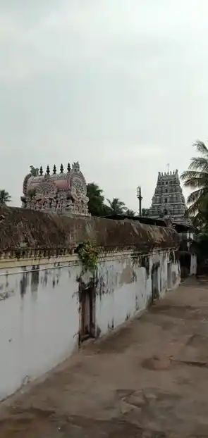 Arulmigu Valvil Ramasamy Temple, Pullaboothankudi - 612301 அருள்மிகு வல்வில்ராமசாமி திருக்கோயில், Pullaboothankudi - 612301, Thanjavur - Ancient Temple Architecture and History Image 2