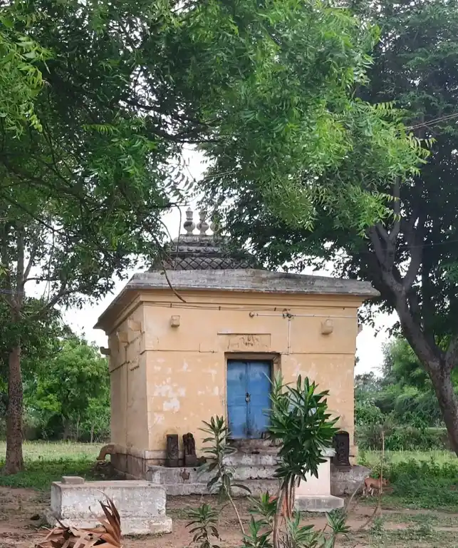Arulmigu Valyarenswarar Temple, Madakudi - 621216 Arulmigu Valyarenswarar Temple, Madakudi - 621216, Thiruchirappalli - Ancient Temple Architecture and History Image 3
