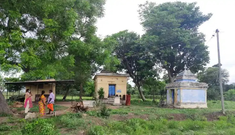 Arulmigu Valyarenswarar Temple, Madakudi - 621216 Arulmigu Valyarenswarar Temple, Madakudi - 621216, Thiruchirappalli - Ancient Temple Architecture and History Image 4