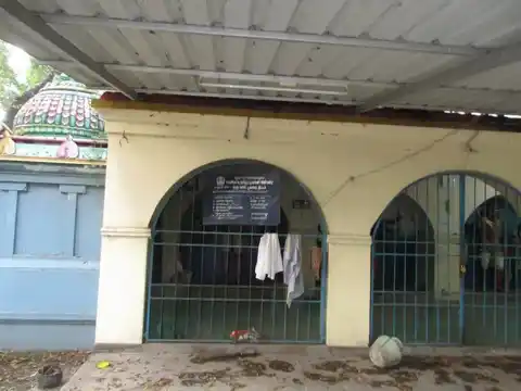Arulmigu Vanadevadaiamman Temple, Valangaiman - 612804