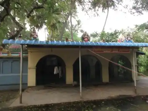 Arulmigu Vanadevadaiamman Temple, Valangaiman - 612804 Arulmigu Vanadevadaiamman Temple, Valangaiman - 612804, Thiruvarur - Ancient Temple Architecture and History Image 2