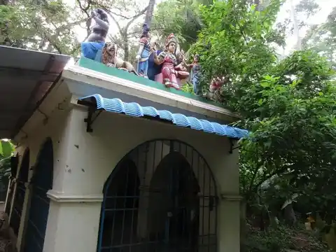 Arulmigu Vanadevadaiamman Temple, Valangaiman - 612804 Arulmigu Vanadevadaiamman Temple, Valangaiman - 612804, Thiruvarur - Ancient Temple Architecture and History Image 3