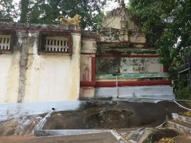 Arulmigu Vandikaliamman Temple, Nalluthukuli - 642005 அருள்மிகு வண்டிகாளியம்மன் திருக்கோயில், Nalluthukuli - 642005, Coimbatore - Ancient Temple Architecture and History Image 2