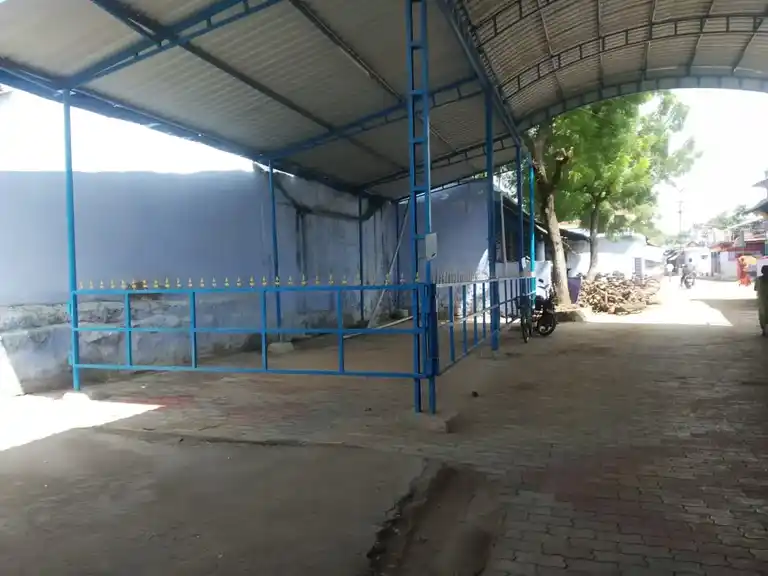 Arulmigu Vandimalaichi Amman Temple, Gandhi Statu, Veeravanallur - 627426 அருள்மிகு வண்டிமலைச்சியம்மன் திருக்கோயில், Gandhi Statu, வீரவநல்லூர் - 627426, Tirunelveli - Ancient Temple Architecture and History Image 3