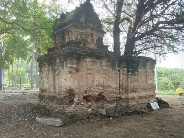 Arulmigu Vanjiyamman Temple, Nandhavanampalayam - 638673 அருள்மிகு வஞ்சியம்மன் திருக்கோயில், நந்தவனம்பாளையம், நந்தவனாம்பாளையம் - 638673, Tiruppur - Ancient Temple Architecture and History Image 2