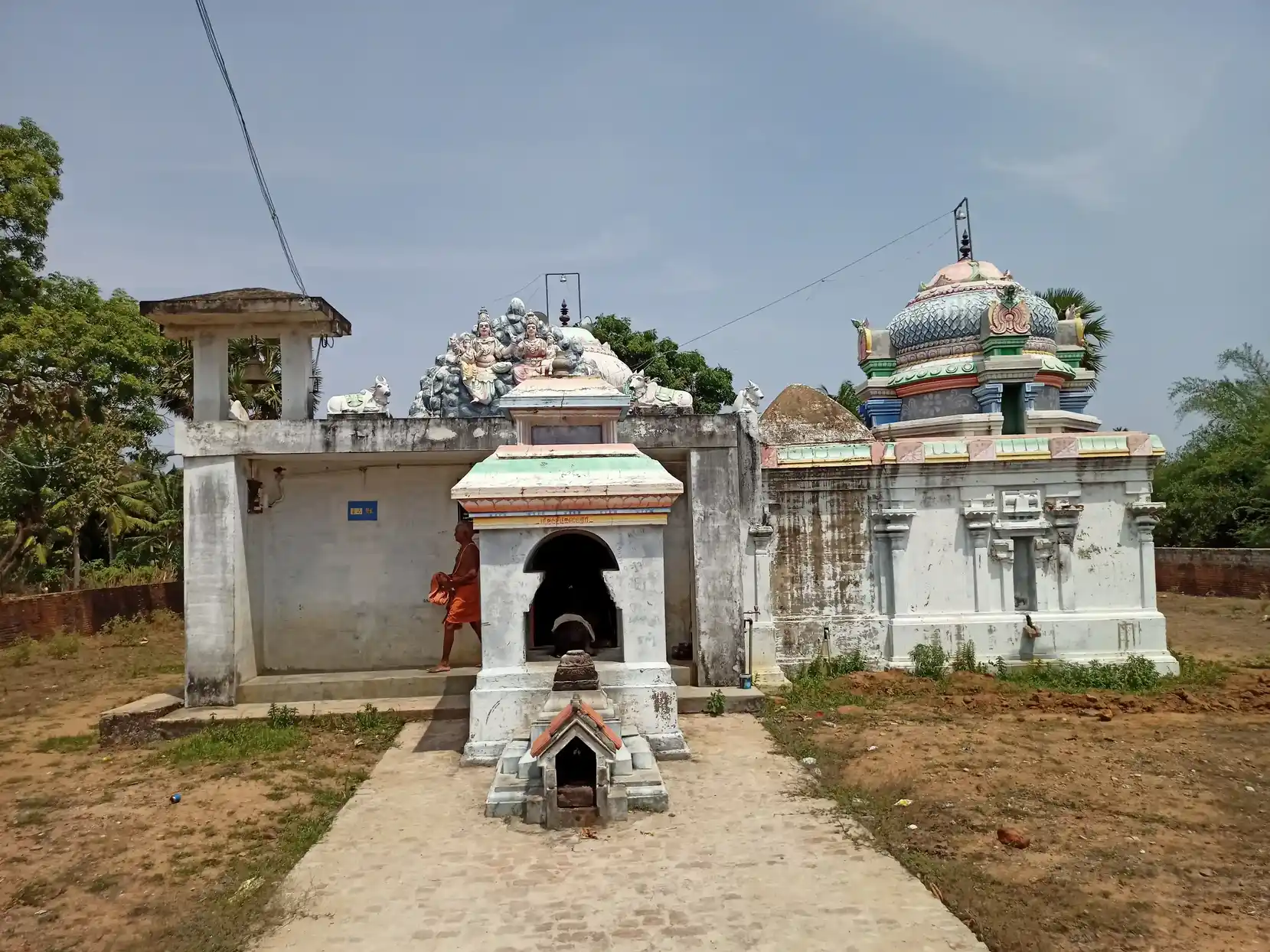 Arulmigu Vanmeeganathar Temple, Narasingamangalam - 611102 Arulmigu Vanmeeganathar Temple, Narasingamangalam - 611102, Nagapattinam - Ancient Temple Architecture and History Image 2