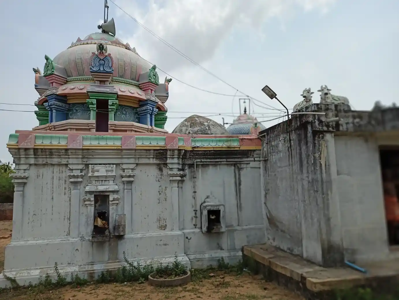 Arulmigu Vanmeeganathar Temple, Narasingamangalam - 611102 Arulmigu Vanmeeganathar Temple, Narasingamangalam - 611102, Nagapattinam - Ancient Temple Architecture and History Image 4