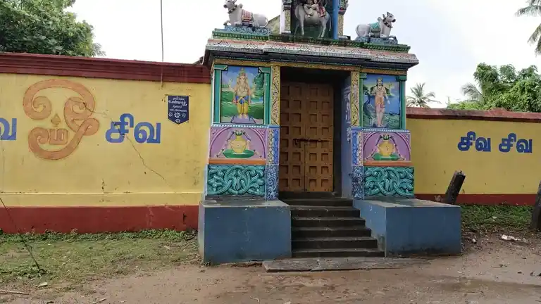 Arulmigu Vanmiganathar Temple, T. Puthur - 608305 அருள்மிகு வன்மீகநாதர் திருக்கோயில், டி,புத்தூர் - 608305, Cuddalore - Ancient Temple Architecture and History Image 2
