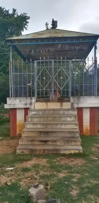 Arulmigu Vannamudaiya Ayyanar Temple, V.Puthur - 630410 அருள்மிகு. வண்ணமுடைய அய்யனார் திருக்கோயில், V.Puthur - 630410, Sivagangai - Ancient Temple Architecture and History Image 3