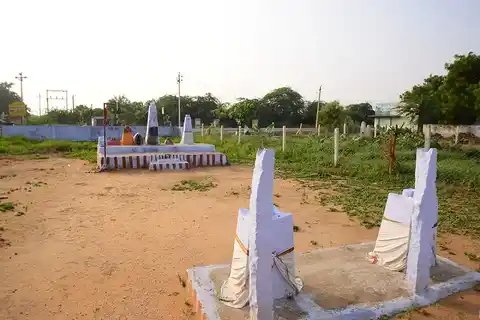 Arulmigu Vannarmadasamy Temple, Nadukkallur - 627010 அருள்மிகு வண்ணார்மாடசுவாமி திருக்கோயில், Nadukkallur - 627010, Tirunelveli - Ancient Temple Architecture and History Image 3