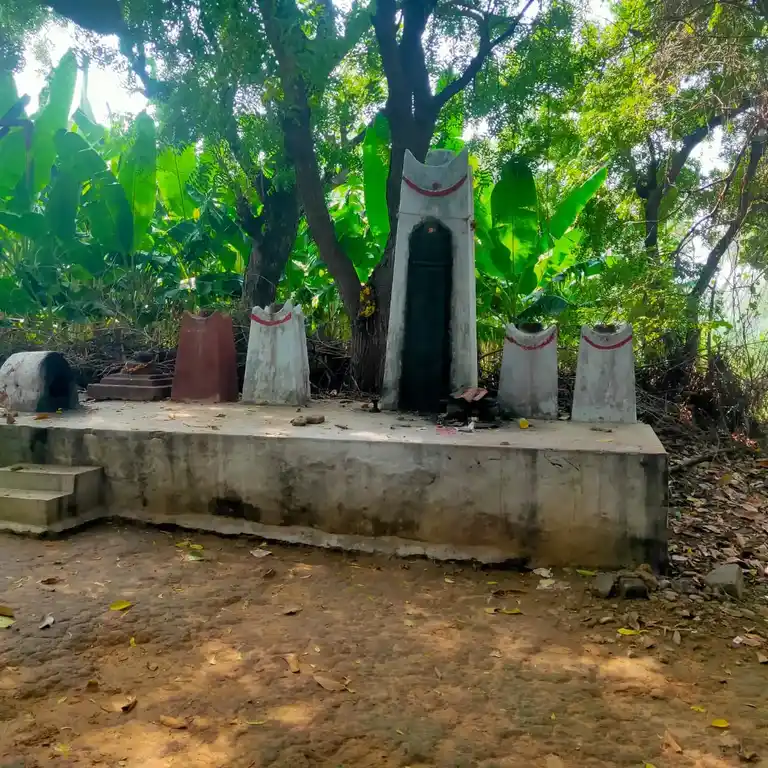 Arulmigu Vannarmadaswamy @ Sudalaimadaswamy Temple, Gopalasamudram - 627451 அருள்மிகு வண்ணார்மாடசாமி எசுடலைமாடசாமி திருக்கோயில், சேரன்மகாதேவி - 627451, Tirunelveli - Ancient Temple Architecture and History Image 4