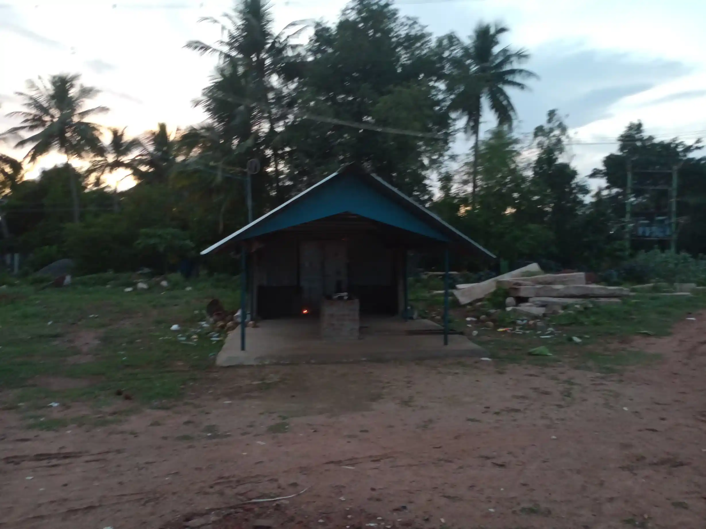 Arulmigu Vanneeswara Mudaiyar Temple, Serumangalam - 614014
