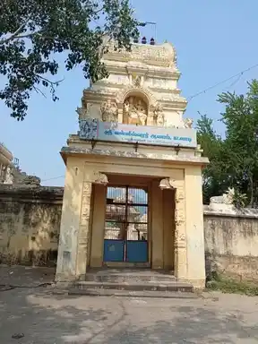 Arulmigu Vannieswarar And Karaikandieswarar Temple, River Side, Kadaladi - 606751