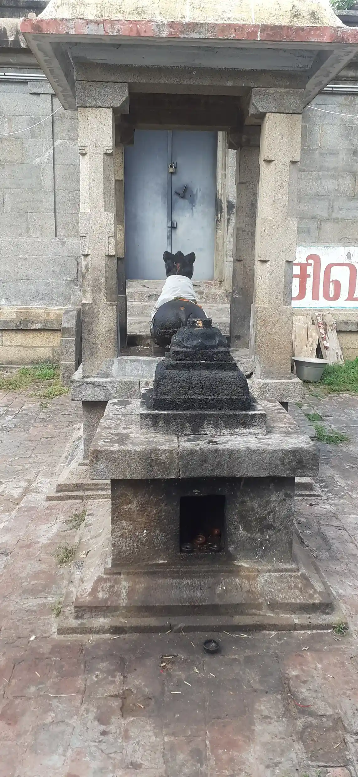 Arulmigu Vannikarumbeswarar Temple, Kovilvenni - 614404 அருள்மிகு வண்ணிகரும்பேஸ்வரன் திருக்கோயில், கோயில்வெண்ணி, Kovilvenni - 614404, Thiruvarur - Ancient Temple Architecture and History Image 4