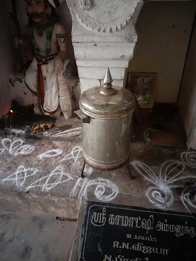 Arulmigu Vannikarupuswamy Temple, Putthur - 614202 அருள்மிகு வன்னிகருப்புசாமி திருக்கோயில், Putthur - 614202, Thanjavur - Ancient Temple Architecture and History Image 4