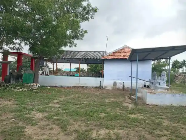 Arulmigu Vannikumaraswamy Temple, Manoorpalayam - 638702 அருள்மிகு வன்னியகுமாரசாமி திருக்கோயில், Manoorpalayam - 638702, Tiruppur - Ancient Temple Architecture and History Image 2