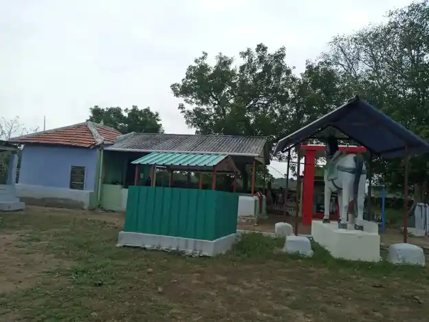 Arulmigu Vannikumaraswamy Temple, Manoorpalayam - 638702 அருள்மிகு வன்னியகுமாரசாமி திருக்கோயில், Manoorpalayam - 638702, Tiruppur - Ancient Temple Architecture and History Image 3