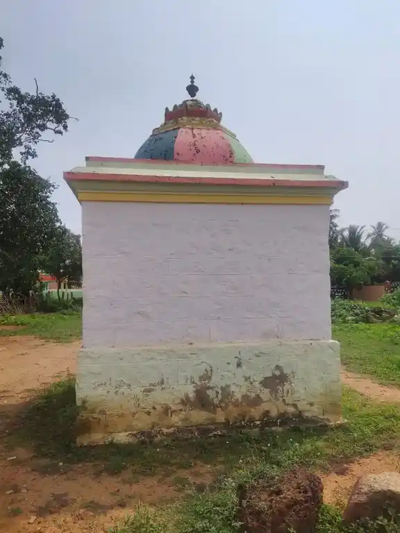 Arulmigu Vanniya Perumal Temple, Therkuilayathankudi, Therkuilayathankudi - 630205 அருள்மிகு. வண்ணப்பெருமாள் திருக்கோயில், Therkuilayathankudi, Therkuilayathankudi - 630205, Sivagangai - Ancient Temple Architecture and History Image 4