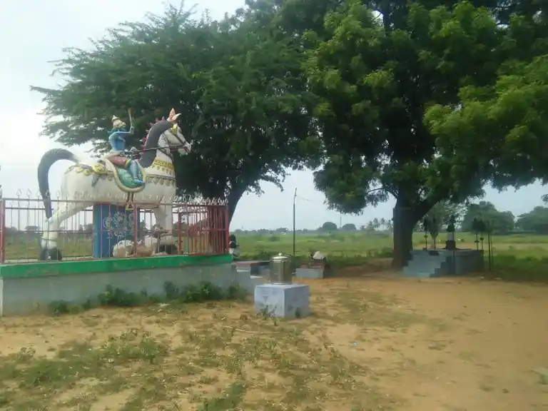 Arulmigu Vanniyadikkaruppar Temple, Vellamuthuppatti - 622102 அருள்மிகு வன்னியடிக்கருப்பர் திருக்கோயில், Vellamuthuppatti - 622102, Pudukkottai - Ancient Temple Architecture and History Image 6