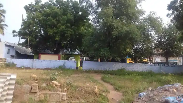 Arulmigu Vanniyakula Throwpathiamman Temple, Mohanur - 637015 அருள்மிகு வன்னியகுலதிரௌபதியம்மன் திருக்கோயில், மோகனுர் - 637015, Namakkal - Ancient Temple Architecture and History Image 2