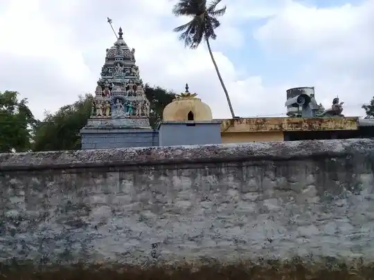 Arulmigu Vanniyakumaraswamy Temple, No.10 Muthur - 642109 அருள்மிகு வன்னியகுமாரசாமி திருக்கோயில், No.10 Muthur - 642109, Coimbatore - Ancient Temple Architecture and History Image 2