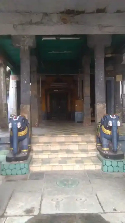 Arulmigu Varadaraja Manavala Mahamuni Temple, Kothaval Bazzar, Chennai - 600001 அருள்மிகு வரதராஜ மணவாள மாமுனிகள் திருக்கோயில், கொத்தவால் பஜார், சென்னை - 600001, Chennai - Ancient Temple Architecture and History Image 4