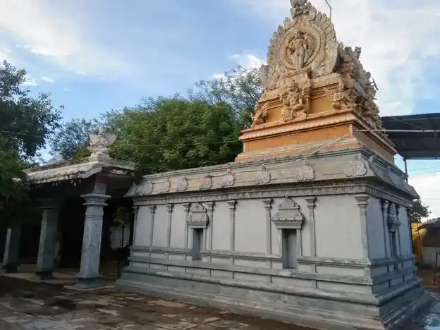 Arulmigu Varadaraja Perumal Temple, Jak Agraharam, Arcot - 632503 அருள்மிகு வரதராஜ பெருமாள் திருக்கோயில், ஜாக் அக்ரஹாரம், ஆற்காடு - 632503, Ranipet - Ancient Temple Architecture and History Image 7