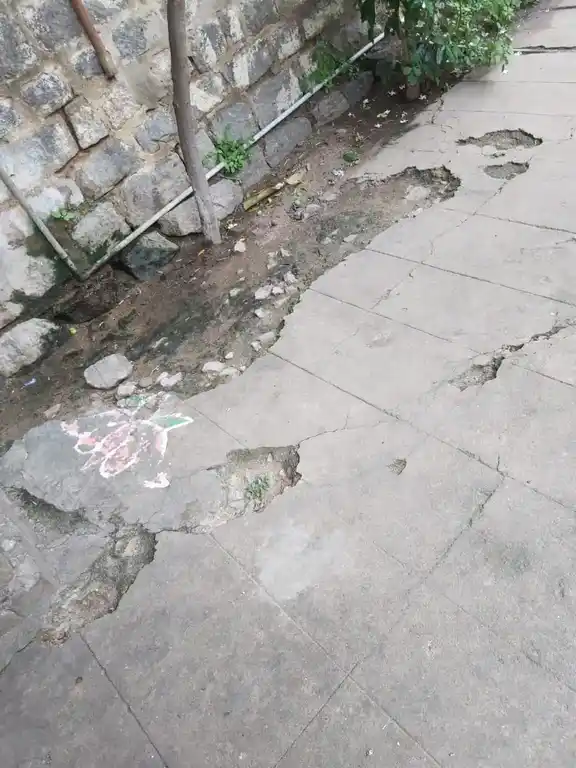 Arulmigu Varadaraja Perumal Temple, K.V.Kuppam - 632201 அருள்மிகு வரதராஜ பெருமாள் திருக்கோயில், கே.வி.குப்பம் - 632201, Vellore - Ancient Temple Architecture and History Image 3