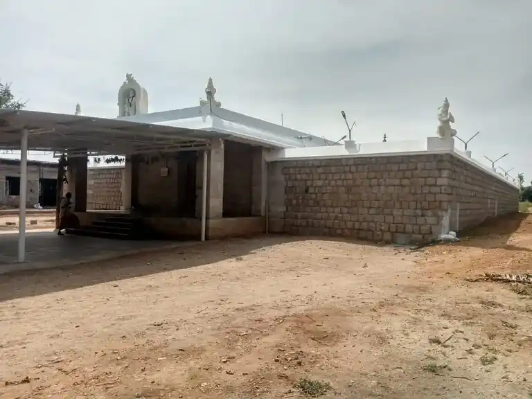 Arulmigu Varadaraja Perumal Temple, Thuthipalayam, Kuthanatham - 637503