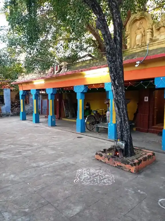 Arulmigu Varadaraja Perumal Temple, Vellore - 632007 அருள்மிகு வரதராஜப்பெருமாள் திருக்கோயில், வேலூர் - 632007, Vellore - Ancient Temple Architecture and History Image 7