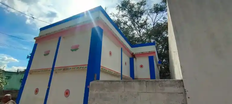 Arulmigu Varadarajaperumal Temple, Kelavarapalli - 635109 அருள்மிகு வரதராஜப்பெருமாள் திருக்கோயில், Kelavarapalli - 635109, Krishnagiri - Ancient Temple Architecture and History Image 3