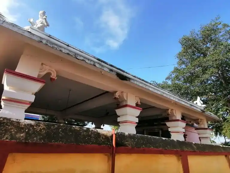 Arulmigu Varadarajaperumal Temple, Madathupatty, Konur East - 636401 அருள்மிகு வரதராஜப்பெருமாள் திருக்கோயில், Madathupatty, Konur East - 636401, Salem - Ancient Temple Architecture and History Image 7