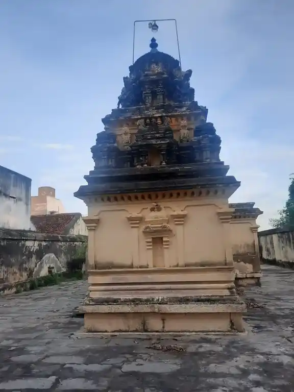 Arulmigu Varadarajaperumal Temple, Meyoor - 632301 அருள்மிகுவரதராஜபெருமாள் திருக்கோயில், Meyoor - 632301, Tiruvannamalai - Ancient Temple Architecture and History Image 3