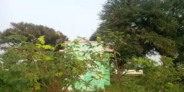 Arulmigu Varadarajaperumal Temple, Periyasathappadi - 636451 அருள்மிகு வரதராஜப் பெருமாள் சுவாமி திருக்கோயில், Periyasathappadi - 636451, Salem - Ancient Temple Architecture and History Image 3