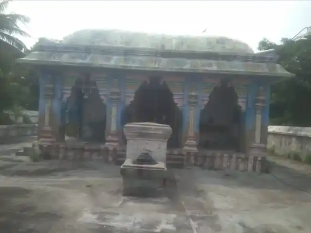 Arulmigu Varadarajaperumal Temple, Sathanur - 609802 அருள்மிகு வரதராஜபெருமாள் திருக்கோயில், Sathanur - 609802, Thanjavur - Ancient Temple Architecture and History Image 3
