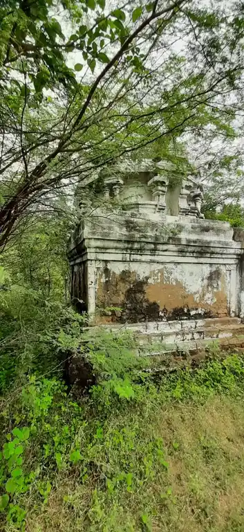 Arulmigu Varadha Pillaiyar Temple, Karuveppancheri - 614703 அருள்மிகு வரதராஜப்பிள்ளையார் திருக்கோயில், Karuveppancheri - 614703, Thiruvarur - Ancient Temple Architecture and History Image 2