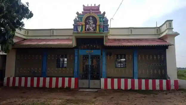Arulmigu Varadha Raja Perumal Temple, Vadakkupommiahpuram - 628401 அருள்மிகு வரத பெருமாள் திருக்கோயில், Vadakkupommiahpuram - 628401, Thoothukudi - Ancient Temple Architecture and History Image 3