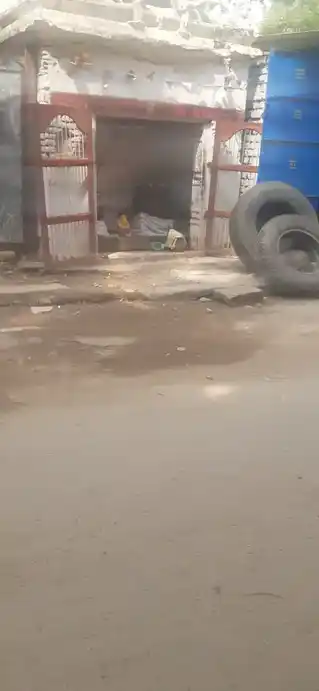 Arulmigu Varadha Vinayagar, Anumarpadithurai, Madurai - 625001 அருள்மிகு வரத விநாயகர் திருக்கோயில், Anumarpadithurai, Madurai - 625001, Madurai - Ancient Temple Architecture and History Image 4