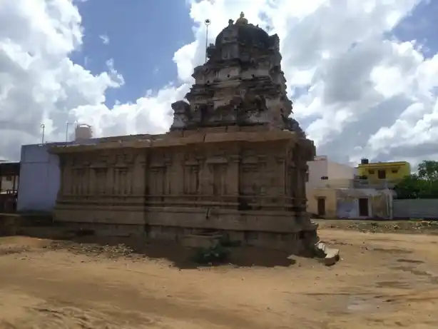 Arulmigu Varadharaja Perumal And Rengaraja Perumal Temple, Seidunganallur - 628601 அருள்மிகு வரதராஜப் பெருமாள் திருக்கோயில், Seidunganallur - 628601, Thoothukudi - Ancient Temple Architecture and History Image 3