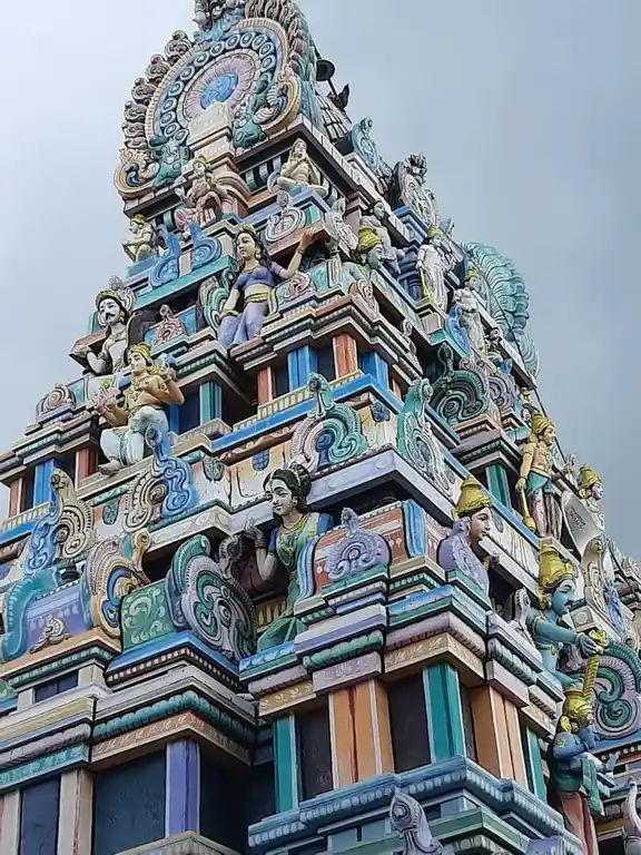 Arulmigu Varadharaja Perumal Temple, Anandhapuram - 605201 அருள்மிகு வரதராஜப்பெருமாள் திருக்கோயில், Anandhapuram - 605201, Viluppuram - Ancient Temple Architecture and History Image 2