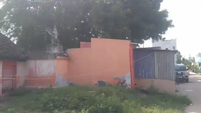 Arulmigu Varadharaja Perumal Temple, Avalurpettai - 604201 அருள்மிகு வரதராஜப்பெருமாள் திருக்கோயில், Avalurpettai - 604201, Viluppuram - Ancient Temple Architecture and History Image 5