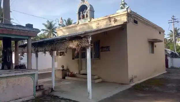 Arulmigu Varadharaja Perumal Temple, Deenampalayam - 641109 அருள்மிகு வரதராஜபெருமாள் திருக்கோயில், தினாம்பாளையம் - 641109, Coimbatore - Ancient Temple Architecture and History Image 3