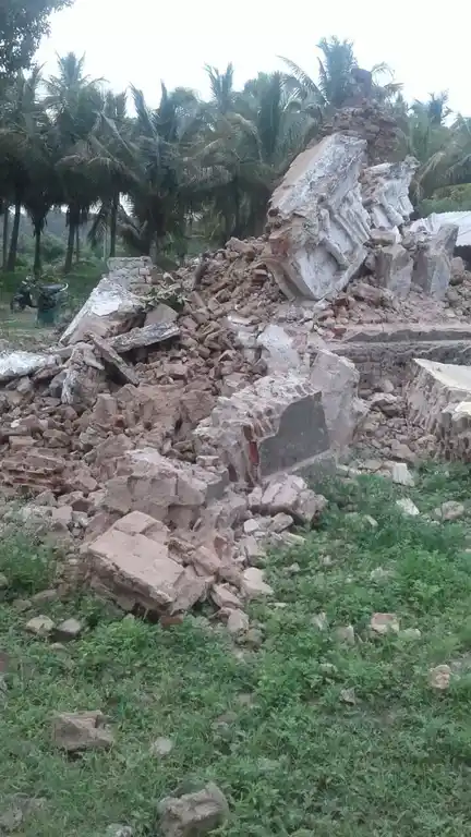 Arulmigu Varadharaja Perumal Temple, Devanampalayam - 642120 அருள்மிகு வரதராஜப் பெருமாள் திருக்கோயில், Devanampalayam - 642120, Coimbatore - Ancient Temple Architecture and History Image 2