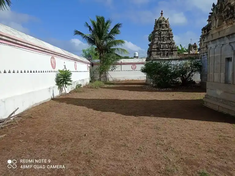Arulmigu Varadharaja Perumal Temple, Gengapuram - 604208 அருள்மிகு வரதராஜப்பெருமாள் திருக்கோயில், Gengapuram - 604208, Viluppuram - Ancient Temple Architecture and History Image 4