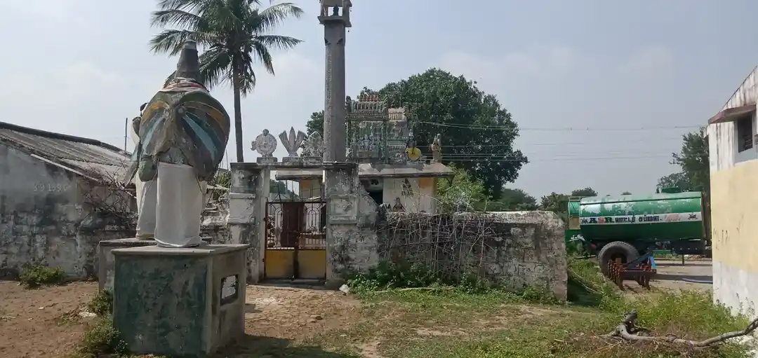 Arulmigu Varadharaja Perumal Temple, Gurupeedapuram - 606203 அருள்மிகு வரதராஜபெருமாள் திருக்கோயில், Gurupeedapuram - 606203, Kallakurichi - Ancient Temple Architecture and History Image 2