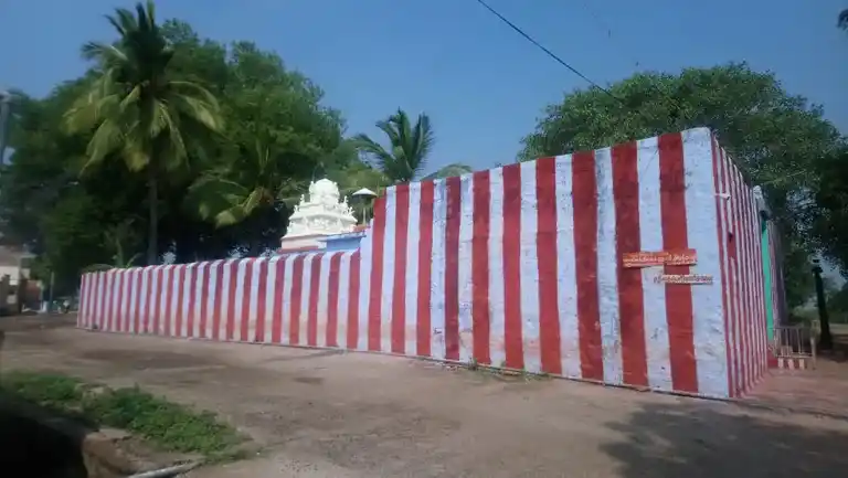 Arulmigu Varadharaja Perumal Temple, Jameenthevar Kulam - 628502 அருள்மிகு வரதராஜபெருமாள் திருக்கோயில், Jameenthevar Kulam - 628502, Thoothukudi - Ancient Temple Architecture and History Image 3