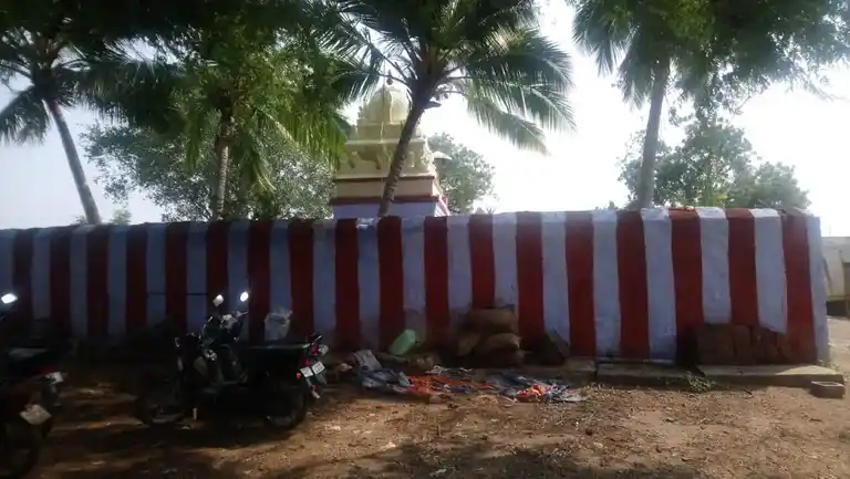 Arulmigu Varadharaja Perumal Temple, Jameenthevar Kulam - 628502 அருள்மிகு வரதராஜபெருமாள் திருக்கோயில், Jameenthevar Kulam - 628502, Thoothukudi - Ancient Temple Architecture and History Image 4