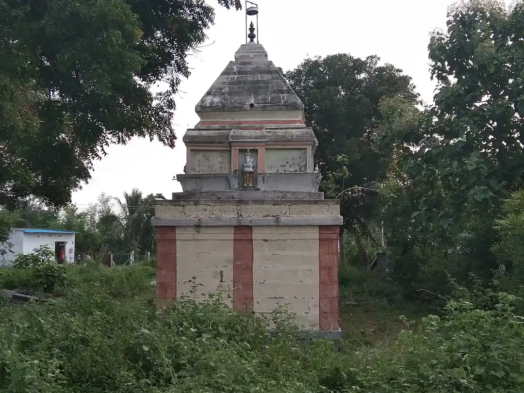 Arulmigu Varadharaja Perumal Temple, Kallakurichi - 606107 Arulmigu Varadharaja Perumal Temple, மடம், Kallakurichi - 606107, Kallakurichi - Ancient Temple Architecture and History Image 3